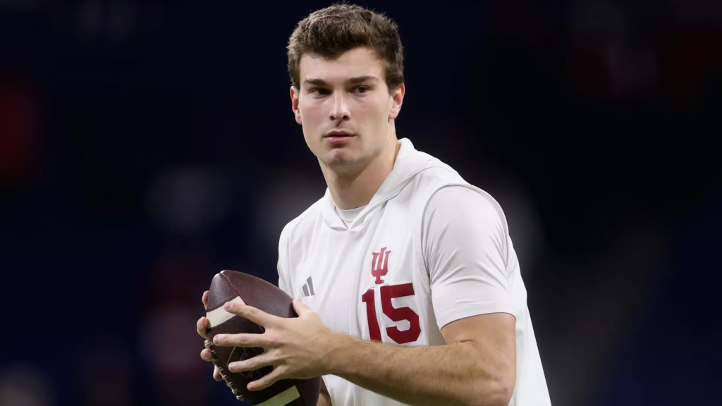 Fernando Mendoza Favorite Things